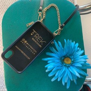 Trek tech Crossbody for IPhone XR